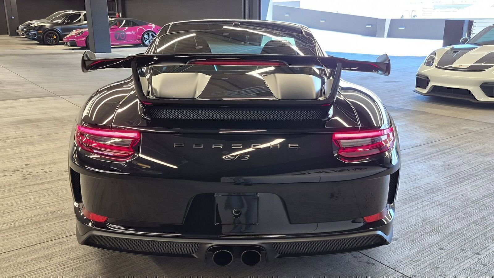 Certified 2019 Porsche 911 GT3 RWD image 5