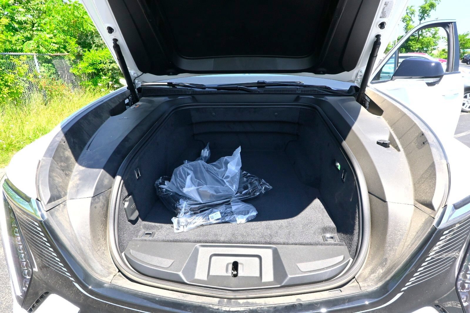 New 2025 Cadillac Escalade IQ Luxury 2 AWD/4WD image 43