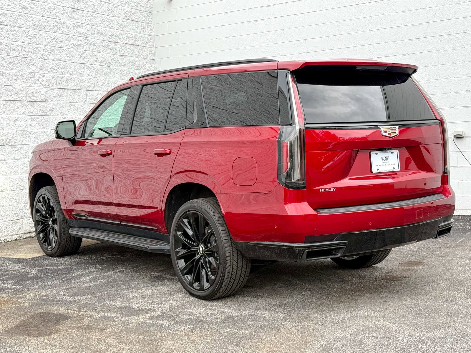 Used 2023 Cadillac Escalade Sport Platinum image 6