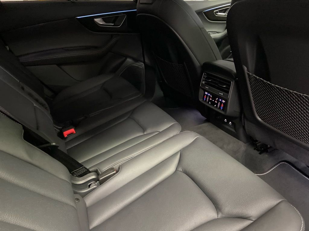 New 2026 Audi Q7 3.0T Premium Plus AWD/4WD image 7
