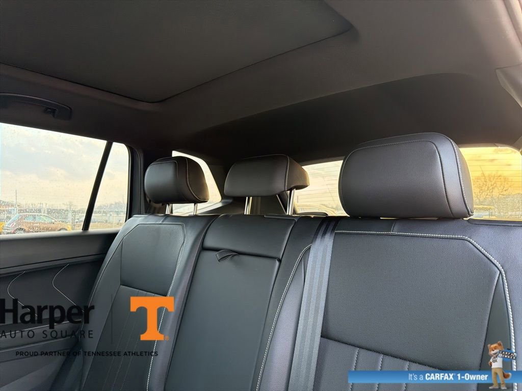 Used 2024 Volkswagen Tiguan SE R-Line w/ MDO Package, Three-Row image 9