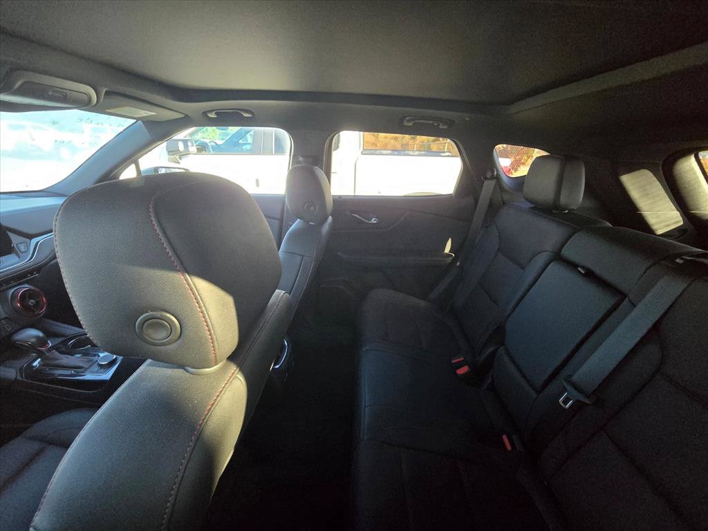 Used 2025 Chevrolet Blazer RS w/ Driver Confidence II Package FWD image 9