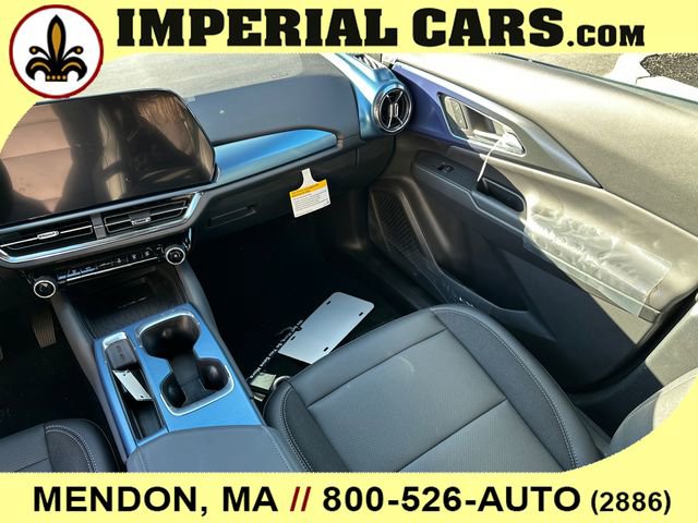 New 2026 Chevrolet Equinox EV LT image 18