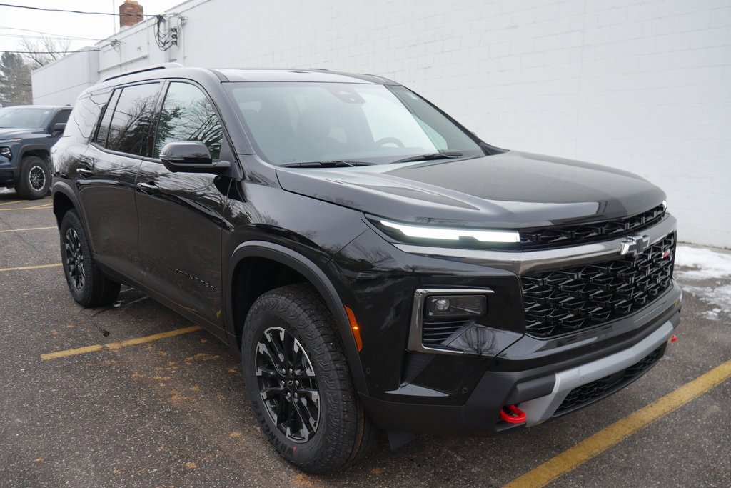 New 2026 Chevrolet Traverse Z71 w/ Enhanced Driving Package image 2