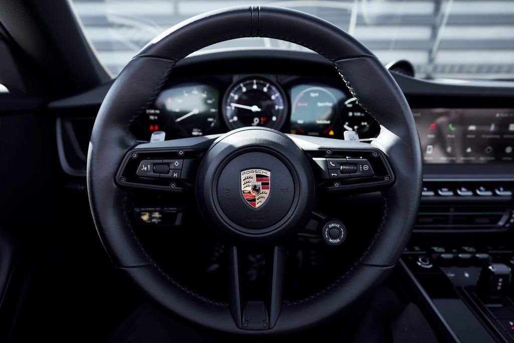 Used 2024 Porsche 911 Carrera 4S image 41