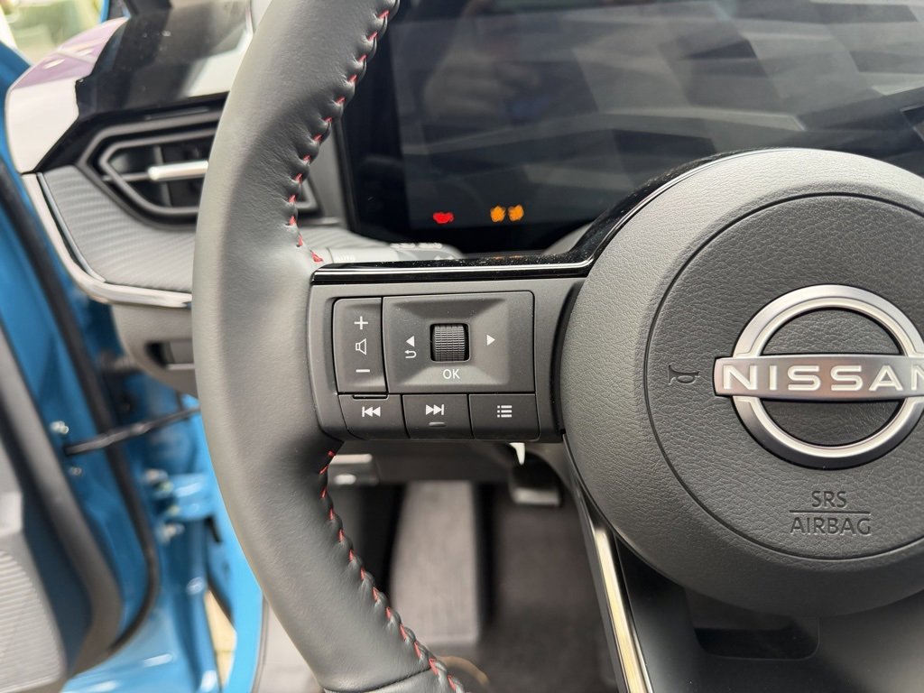 New 2026 Nissan Kicks SR w/ Cold Weather Package image 15