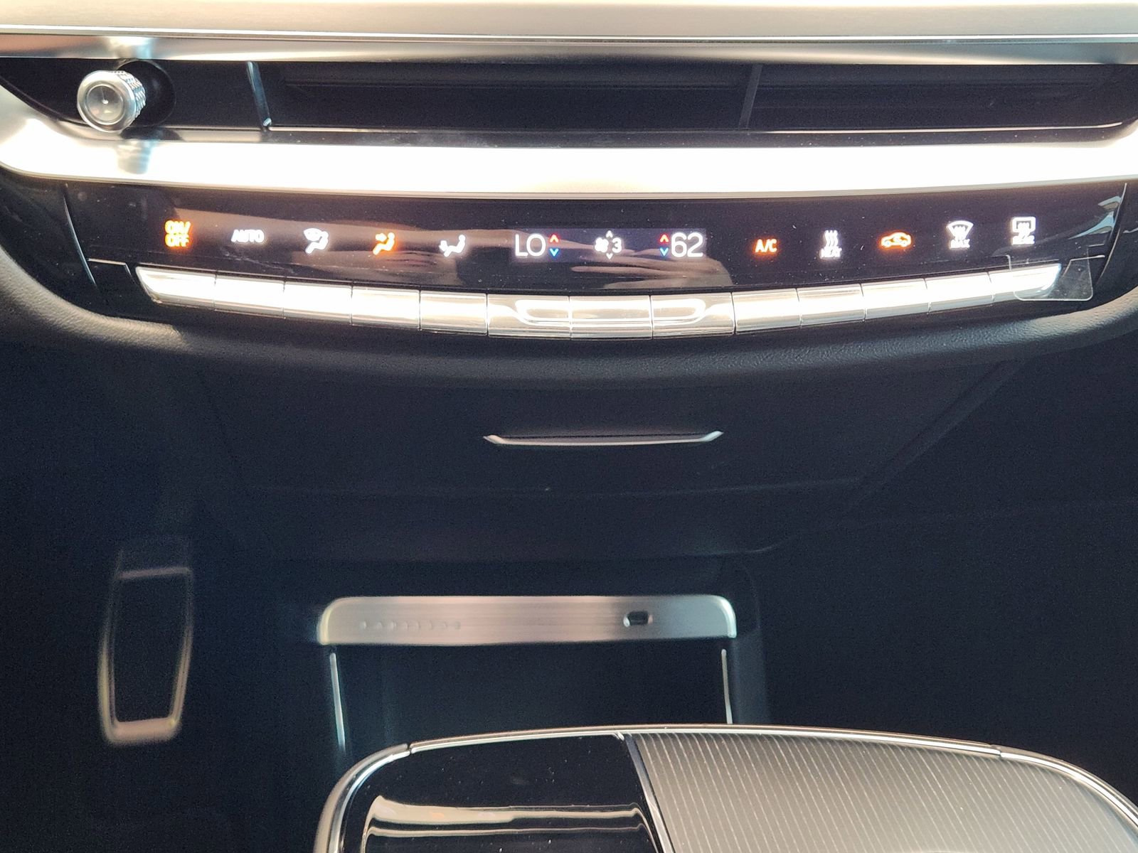 New 2026 Cadillac Lyriq V image 18