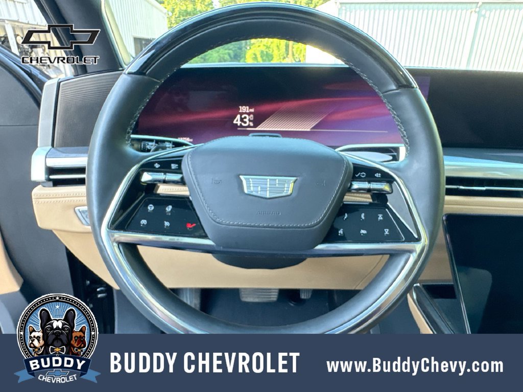 Used 2025 Cadillac Escalade IQ Luxury 2 AWD/4WD image 16