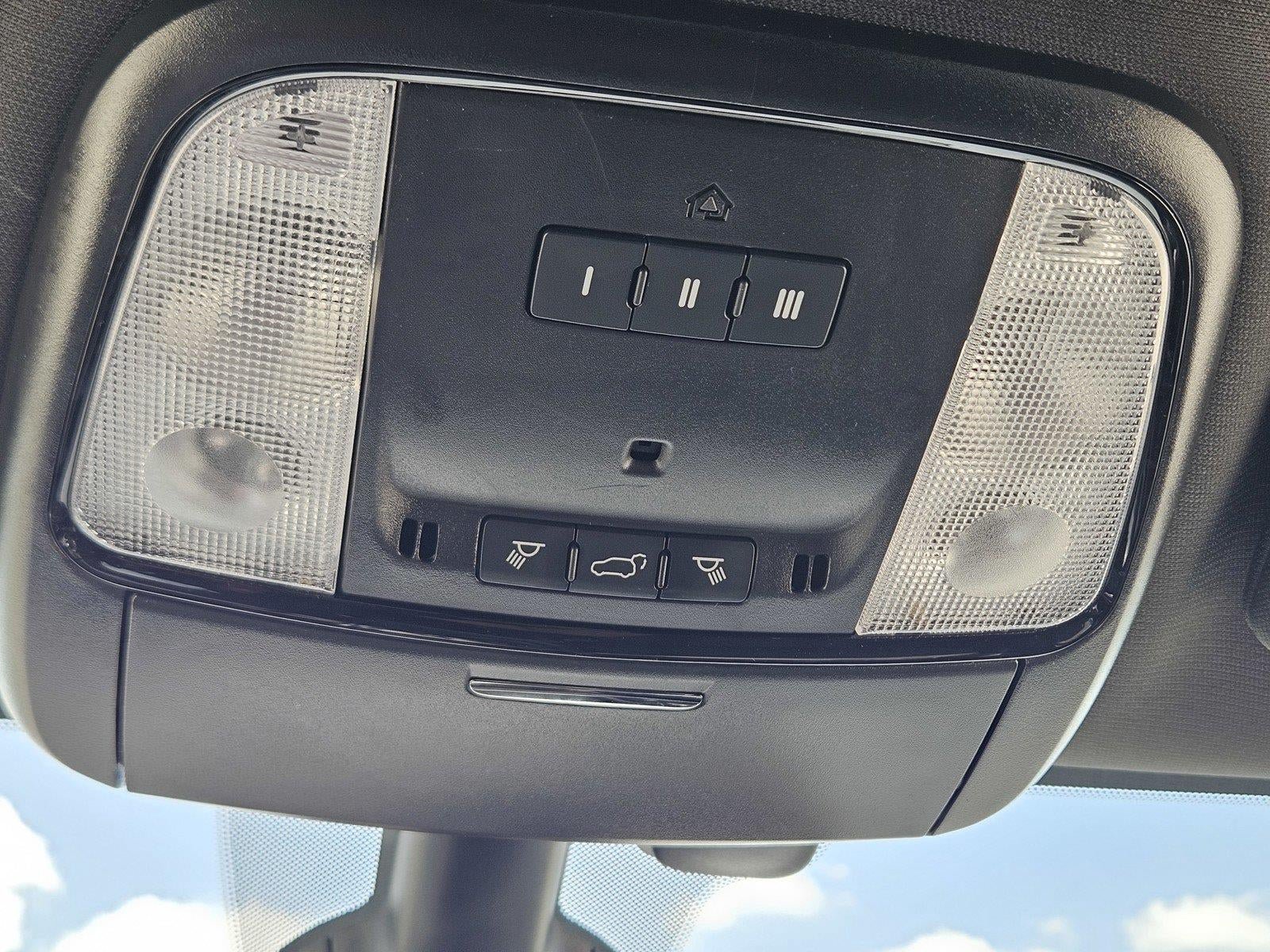 Used 2023 Dodge Durango GT RWD image 22