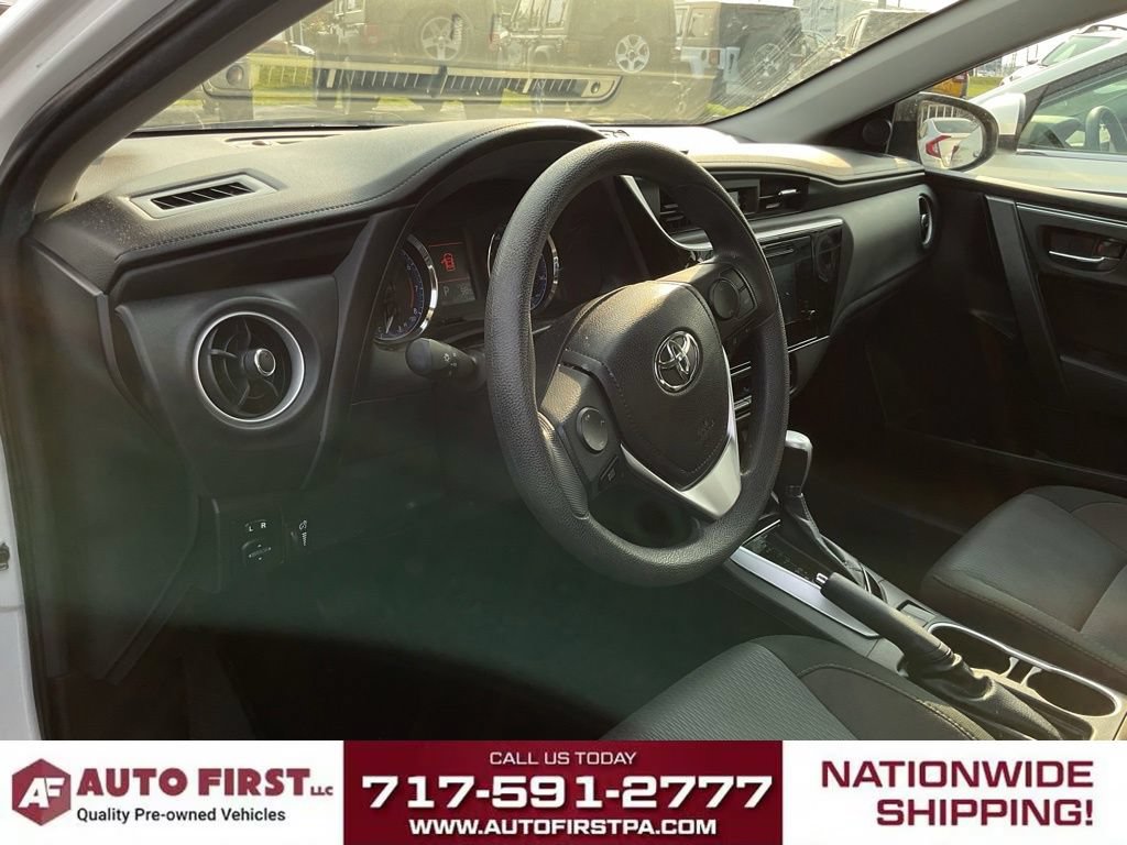 Used 2019 Toyota Corolla LE FWD image 5