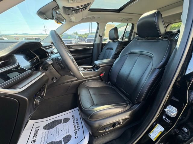 Used 2022 Jeep Grand Cherokee Limited 4xe w/ Luxury Tech Group II AWD/4WD image 29