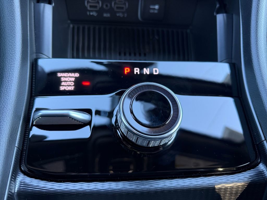 New 2026 Jeep Grand Cherokee Laredo image 18