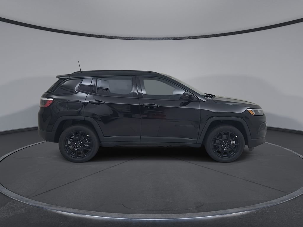 New 2026 Jeep Compass Latitude video 2