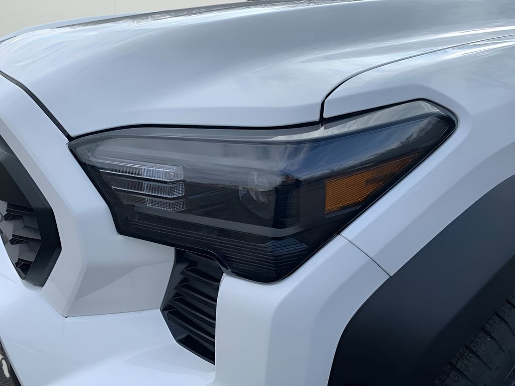 Used 2024 Toyota Tacoma TRD Off-Road w/ TRD Off Road Upgrade Package image 28