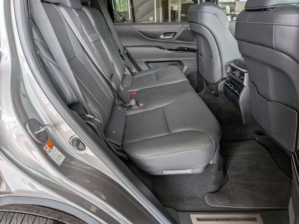 New 2025 Lexus LX 700h Luxury w/ Appearance Package AWD/4WD image 36