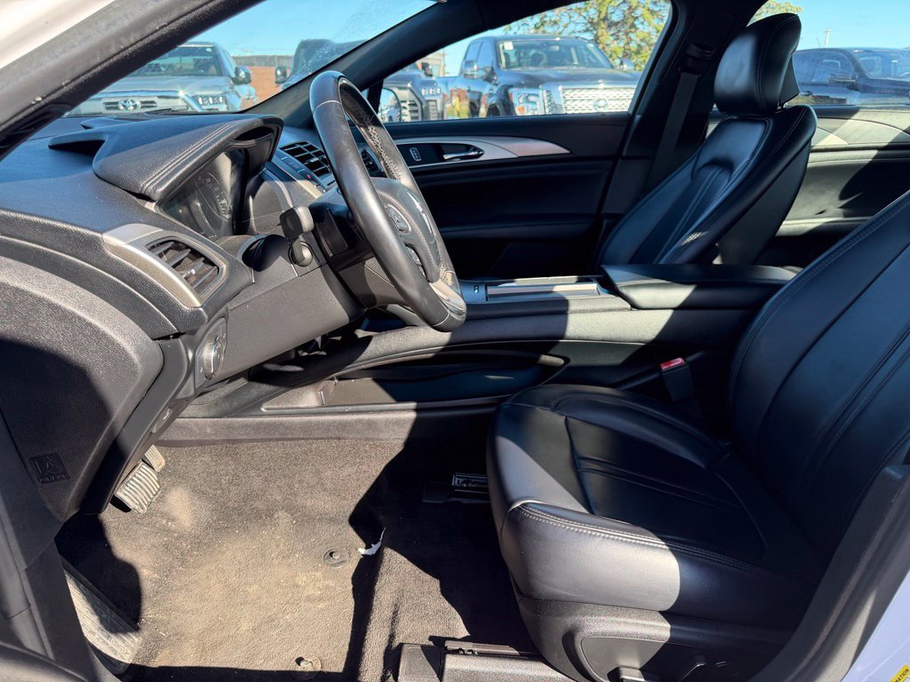 Used 2018 Lincoln MKZ Premiere FWD image 14