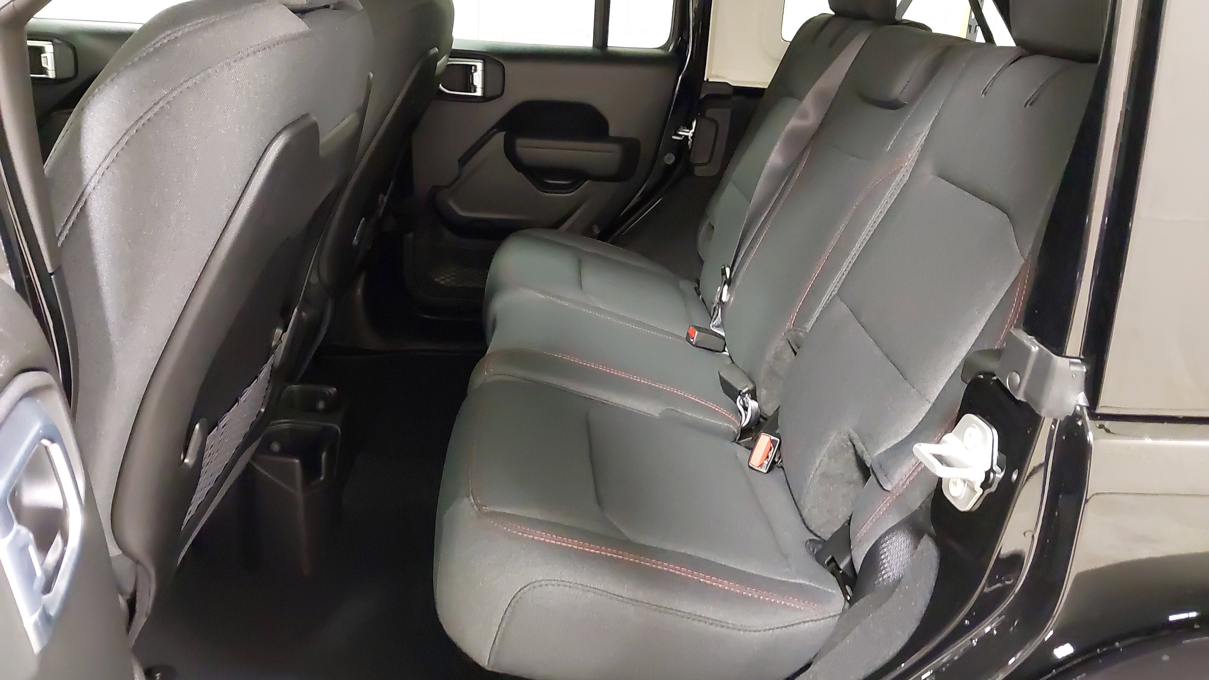 New 2026 Jeep Wrangler Unlimited Rubicon AWD/4WD image 37