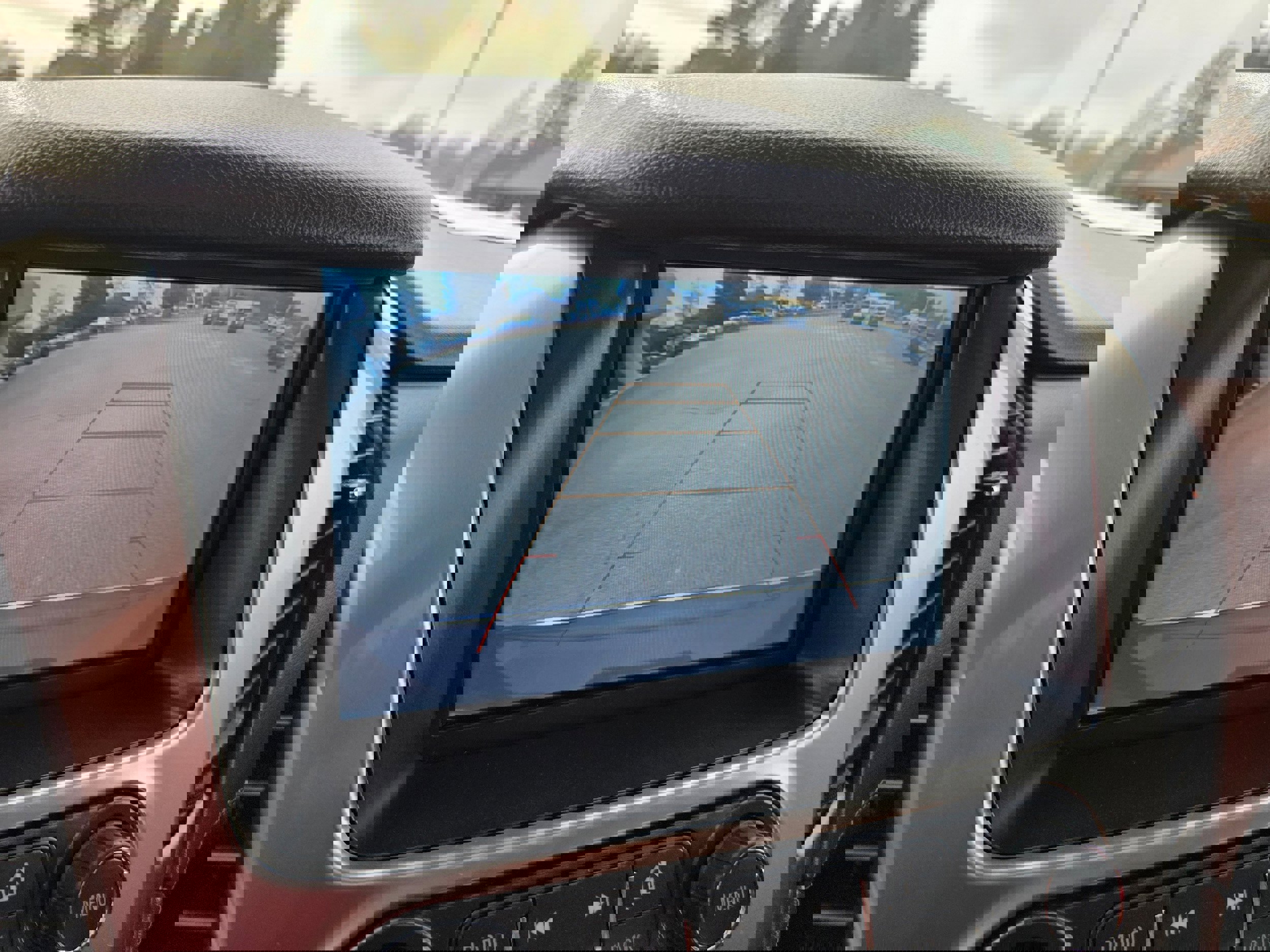 Used 2018 Chevrolet Suburban Premier image 11