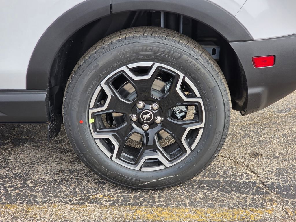 New 2026 Ford Bronco Sport Outer Banks w/ Outer Banks Tech Package+ AWD/4WD image 9