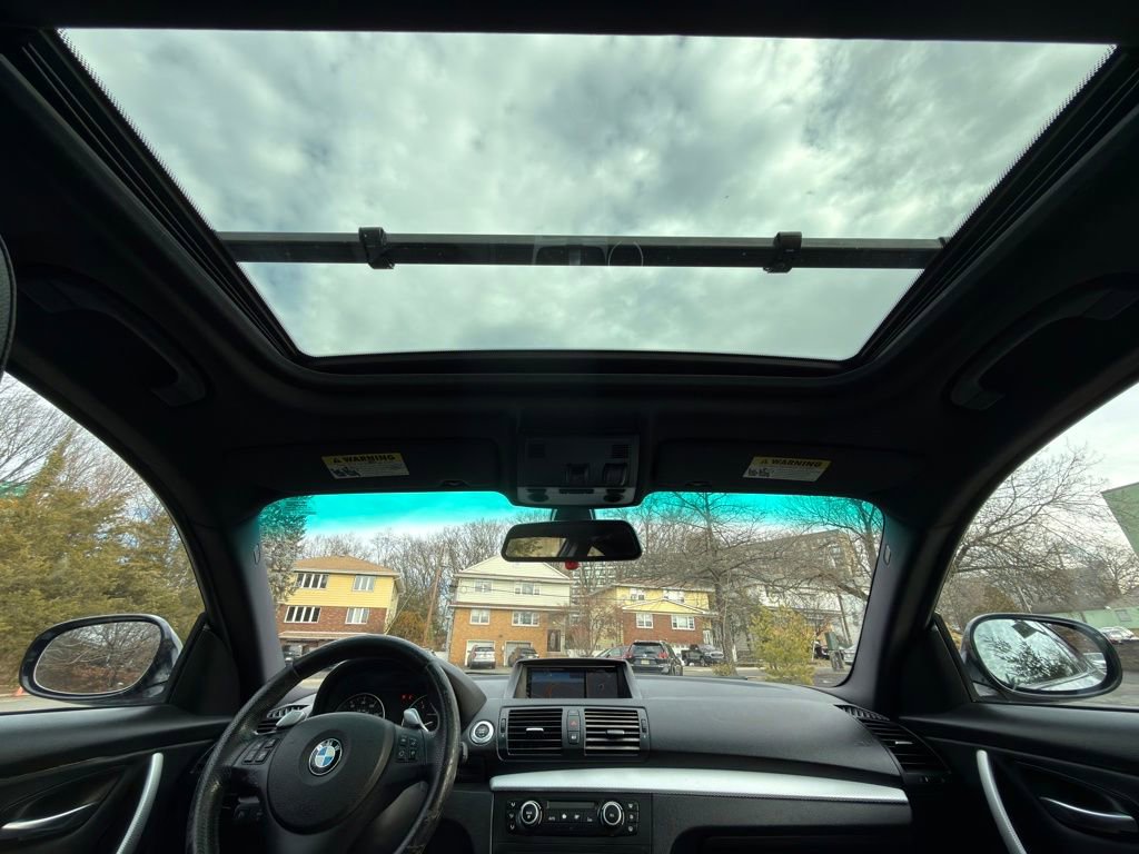 Used 2010 BMW 135i Coupe image 23