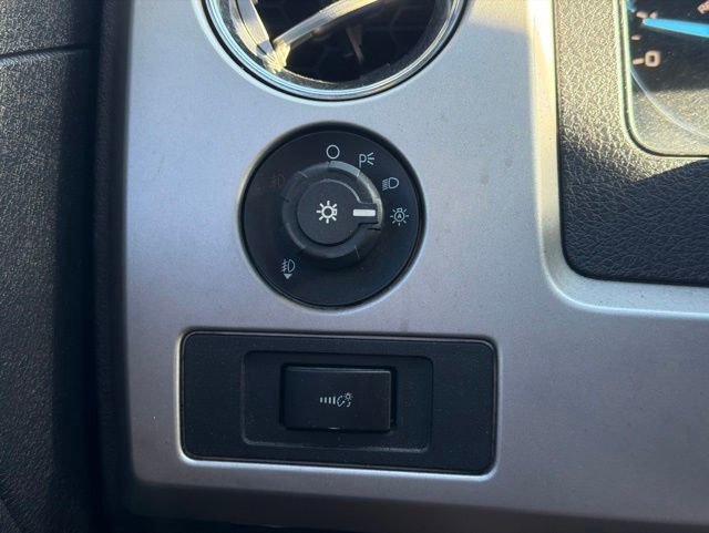 Used 2011 Ford F150 Lariat w/ Lariat Chrome Pkg AWD/4WD image 34