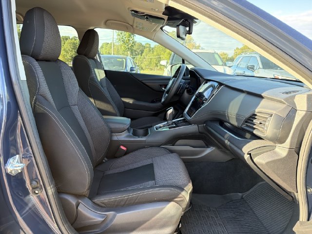 Certified 2025 Subaru Outback Premium w/ Popular Package #1A AWD/4WD image 18