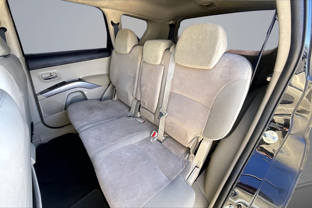 Used 2012 Mitsubishi Outlander SE FWD image 26