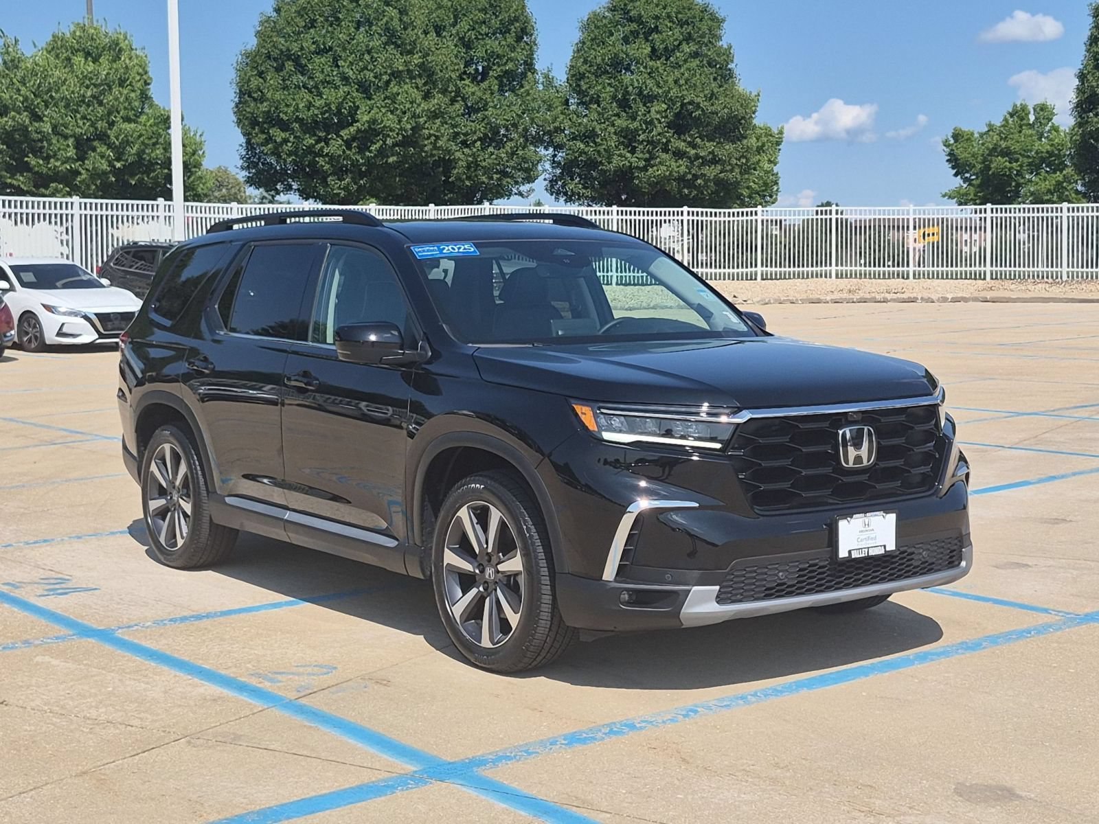 Certified 2025 Honda Pilot Elite image 4