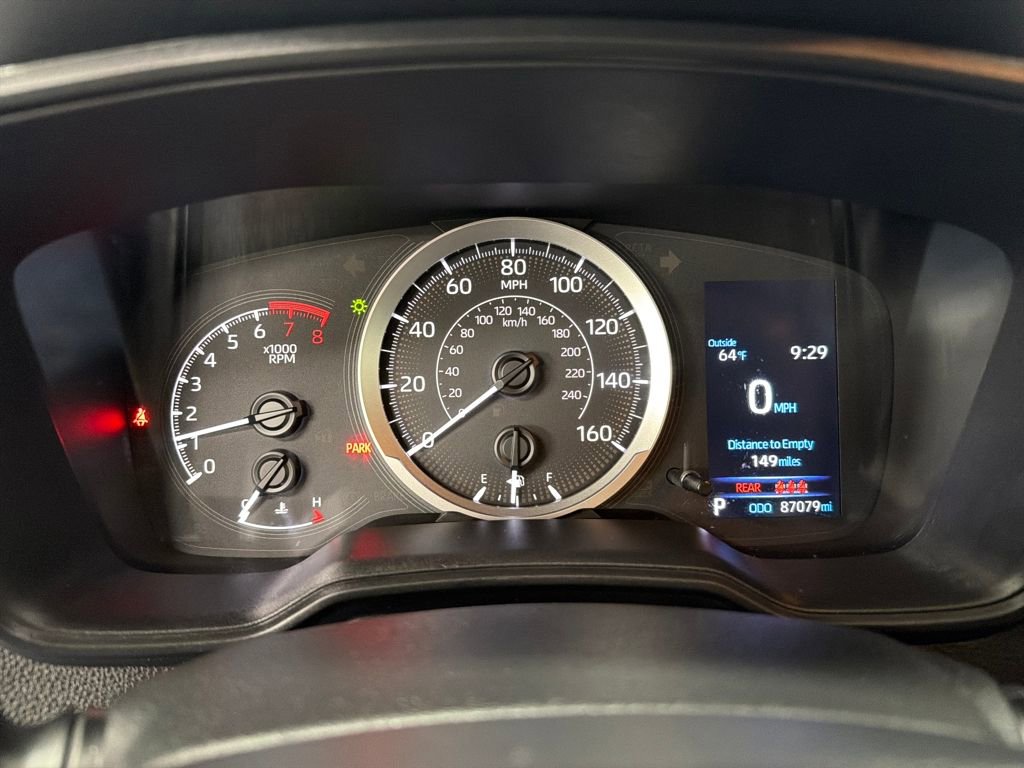 Used 2021 Toyota Corolla LE image 22