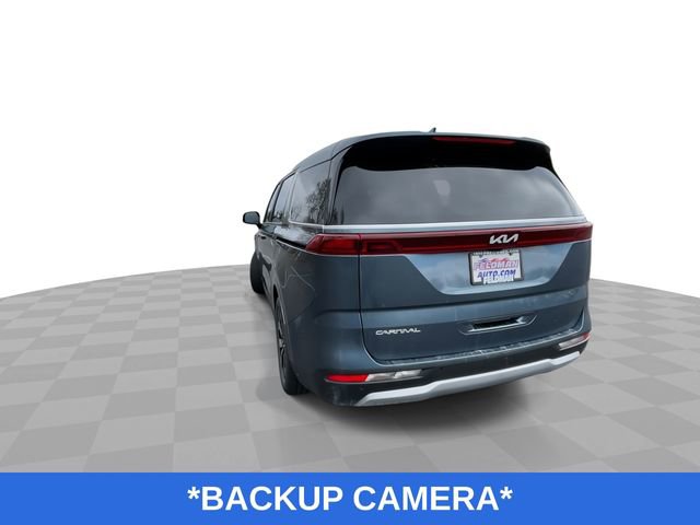 Used 2024 Kia Carnival EX image 8