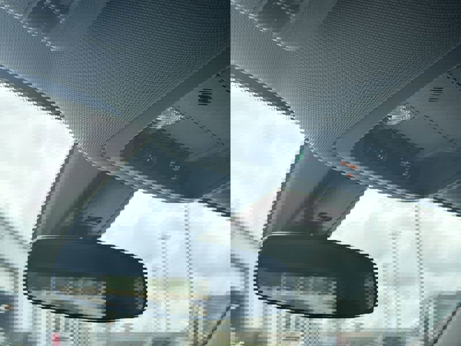 Certified 2023 GMC Acadia SLE w/ Driver Convenience Package image 26