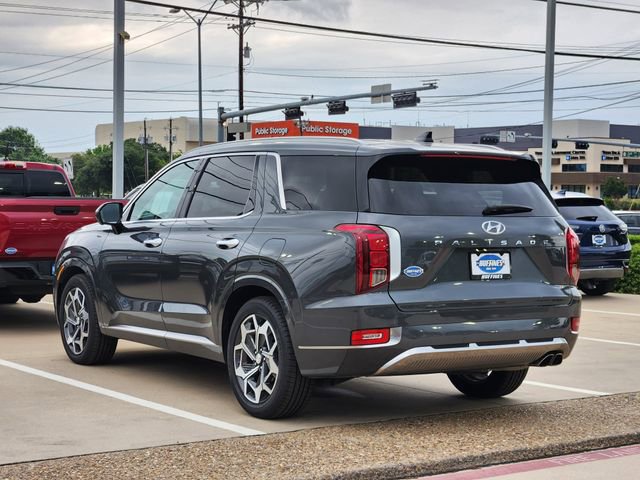 Used 2022 Hyundai Palisade Calligraphy image 4