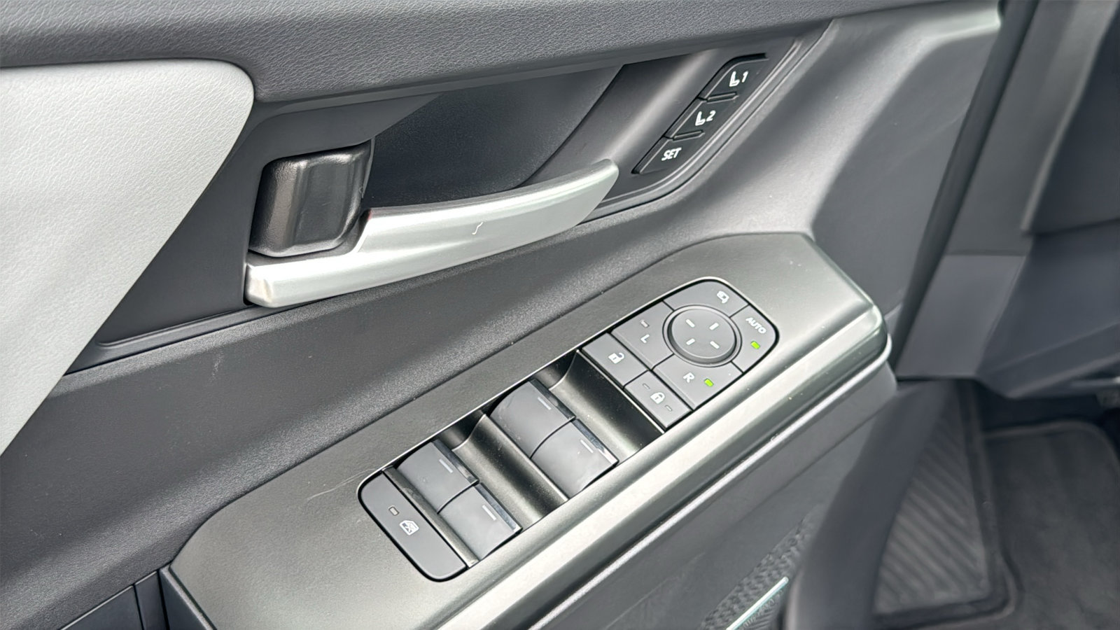 New 2027 Subaru Uncharted AWD image 15