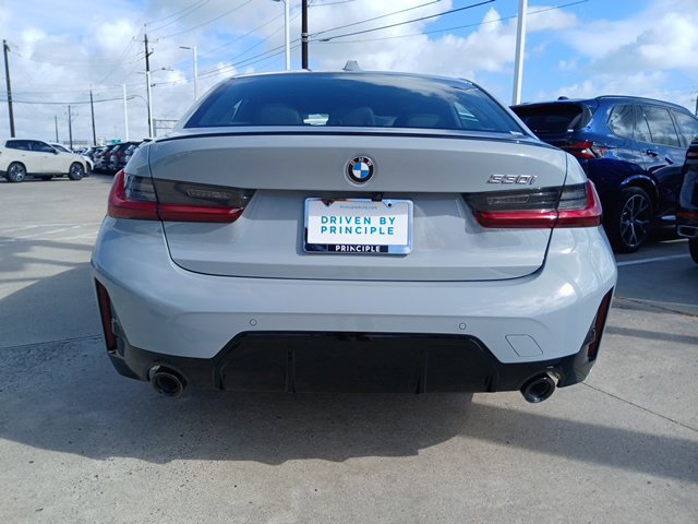 New 2026 BMW 330i Sedan w/ M Sport Package RWD image 8
