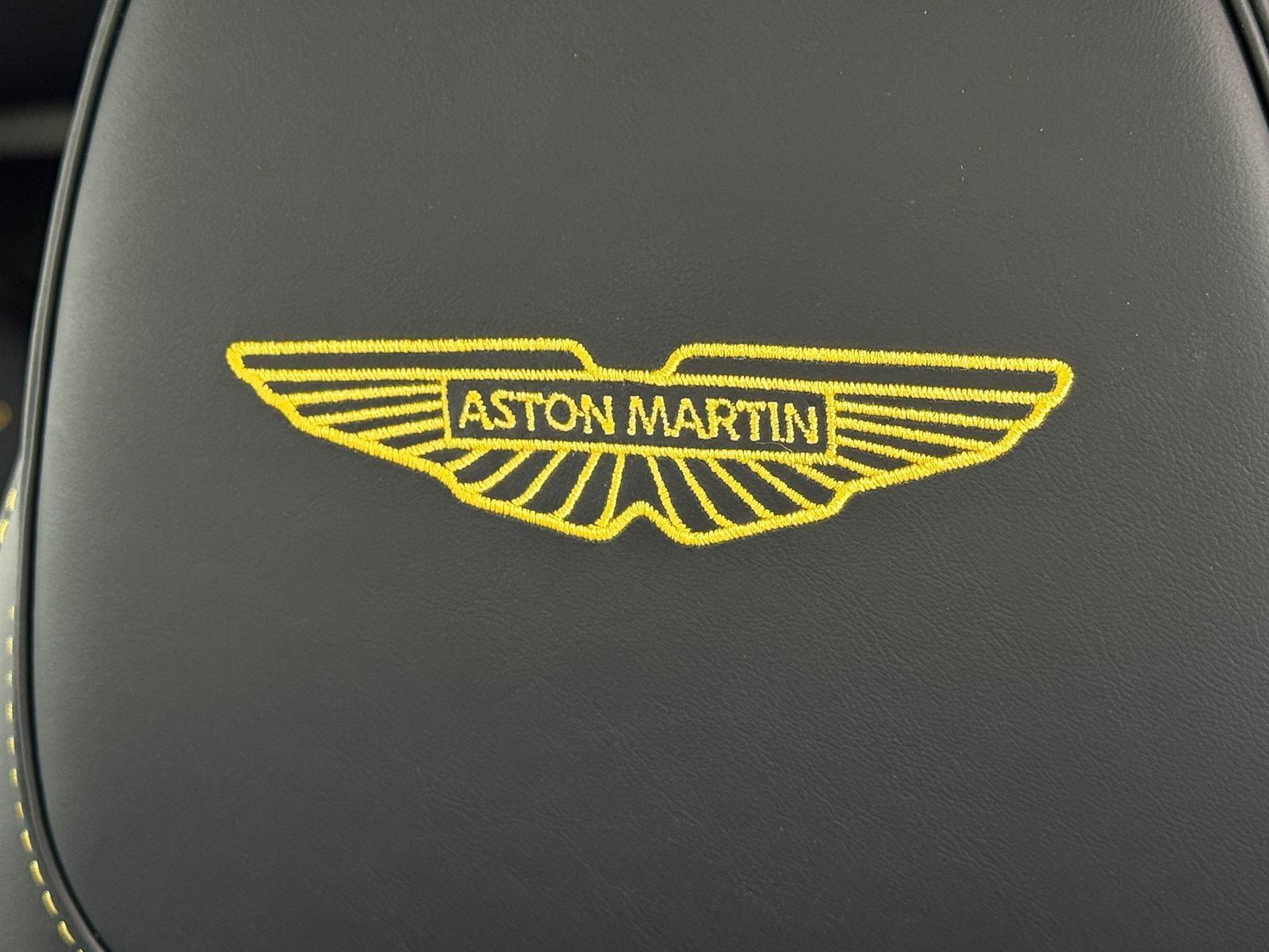 Used 2025 Aston Martin DBX 707 image 5