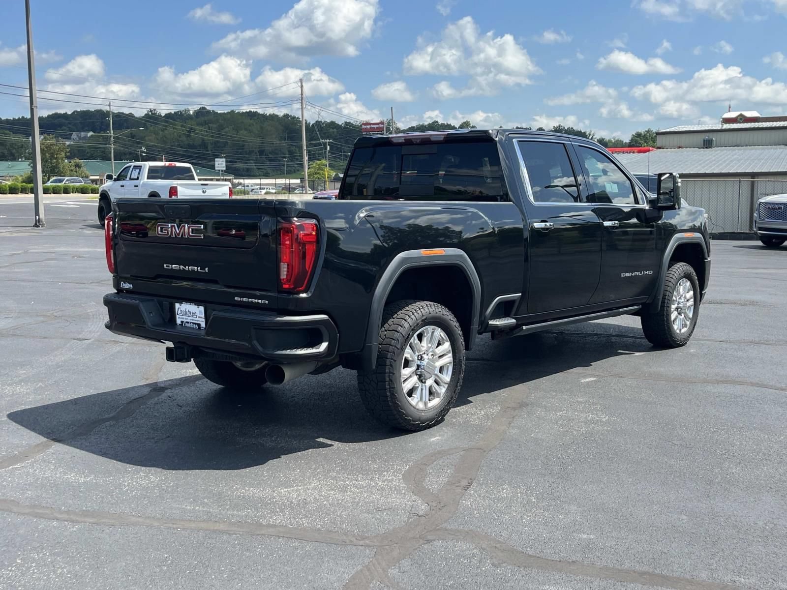 Used 2020 GMC Sierra 3500 Denali w/ Denali Ultimate Package AWD/4WD image 3