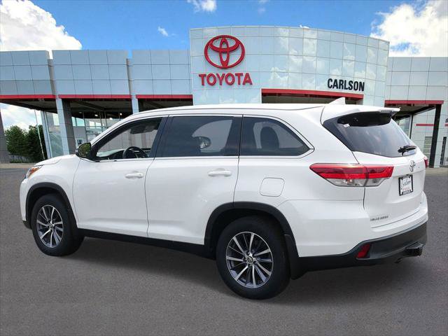 Certified 2019 Toyota Highlander XLE AWD/4WD image 6