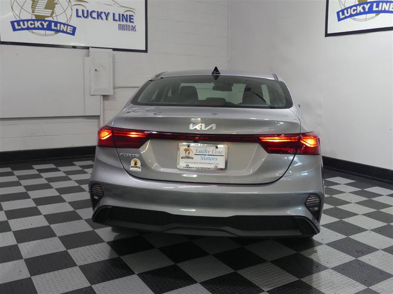 Used 2023 Kia Forte LXS w/ LXS Technology Package FWD image 8