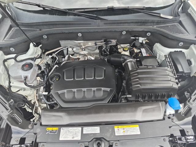 Used 2025 Volkswagen Atlas SE FWD image 35