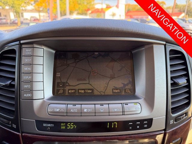 Used 2006 Toyota Land Cruiser w/ Convenience Pkg AWD/4WD image 46