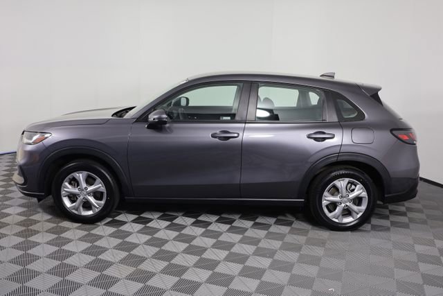 Used 2023 Honda HR-V LX image 5