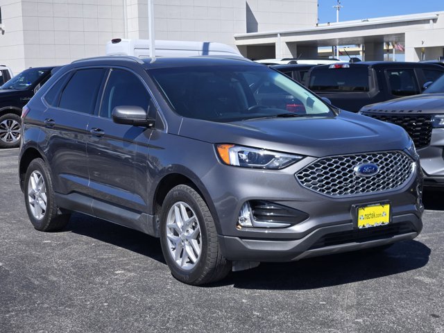 Certified 2024 Ford Edge SEL w/ Convenience Package image 3