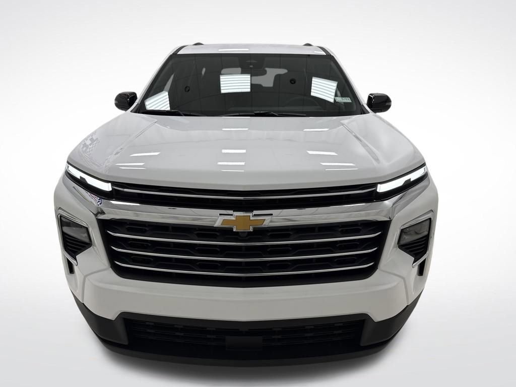 New 2026 Chevrolet Traverse LT image 2