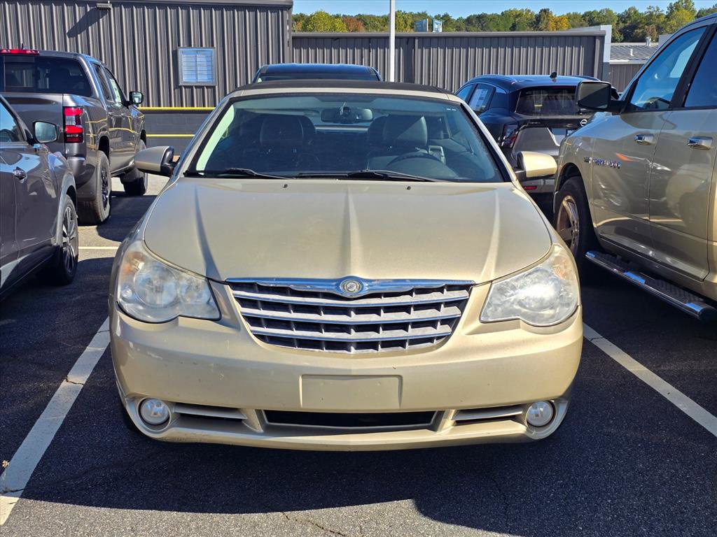Used 2010 Chrysler Sebring Touring w/ Navigation & Sound Group I FWD image 8