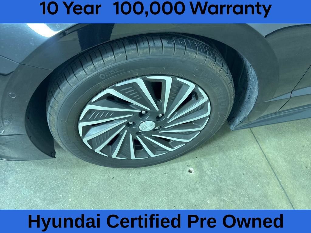 Used 2023 Hyundai Sonata Limited w/ Cargo Package FWD image 17