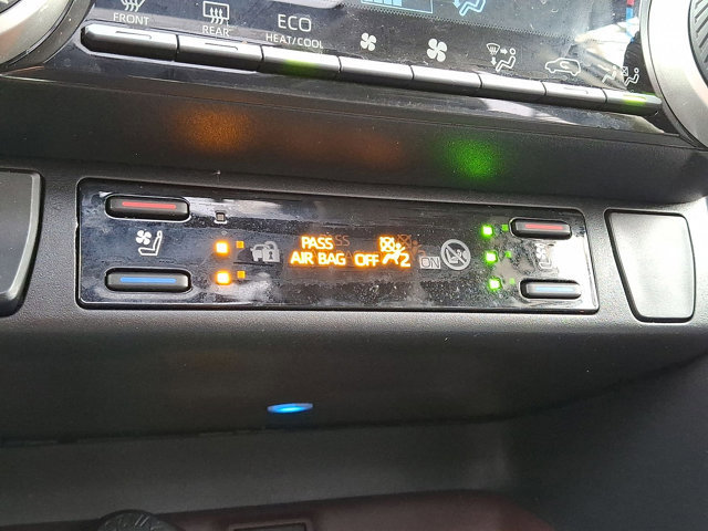 Used 2024 Toyota RAV4 Limited image 20