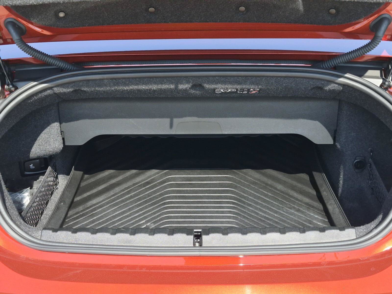 Used 2023 BMW 430i Convertible w/ Premium Package RWD image 8