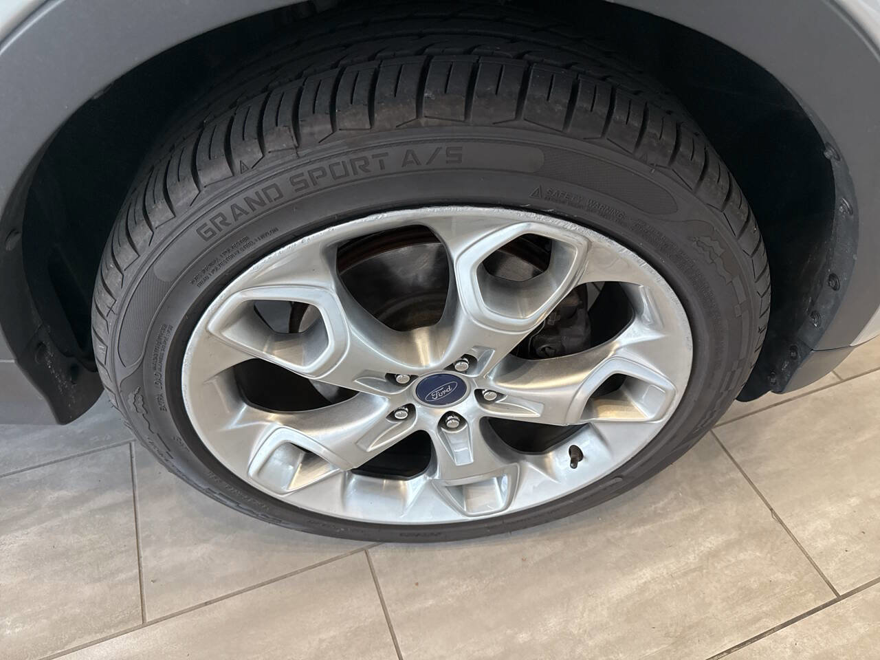 Used 2016 Ford Escape Titanium image 39