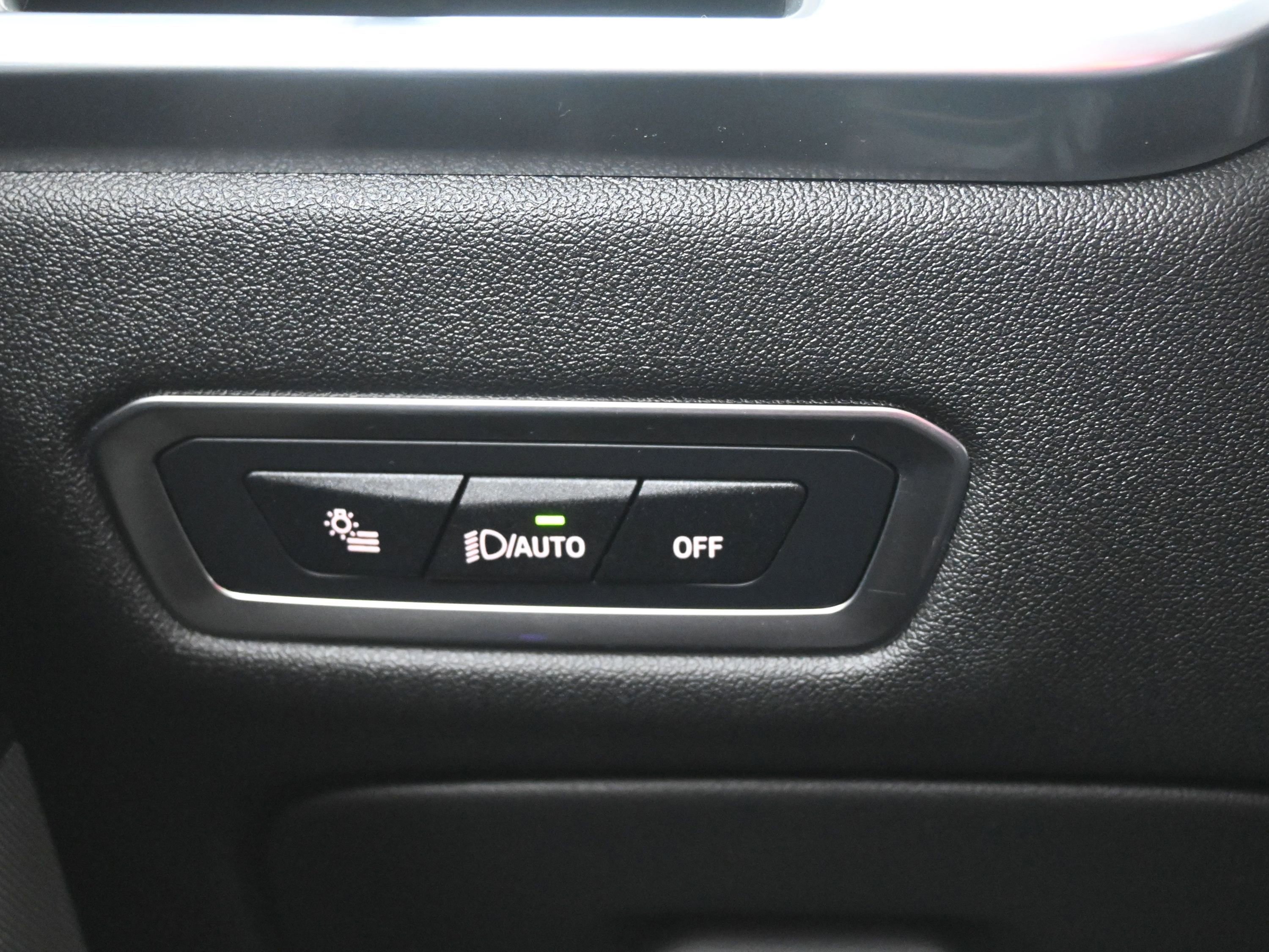 Used 2024 BMW X7 xDrive40i w/ M Sport Package image 23