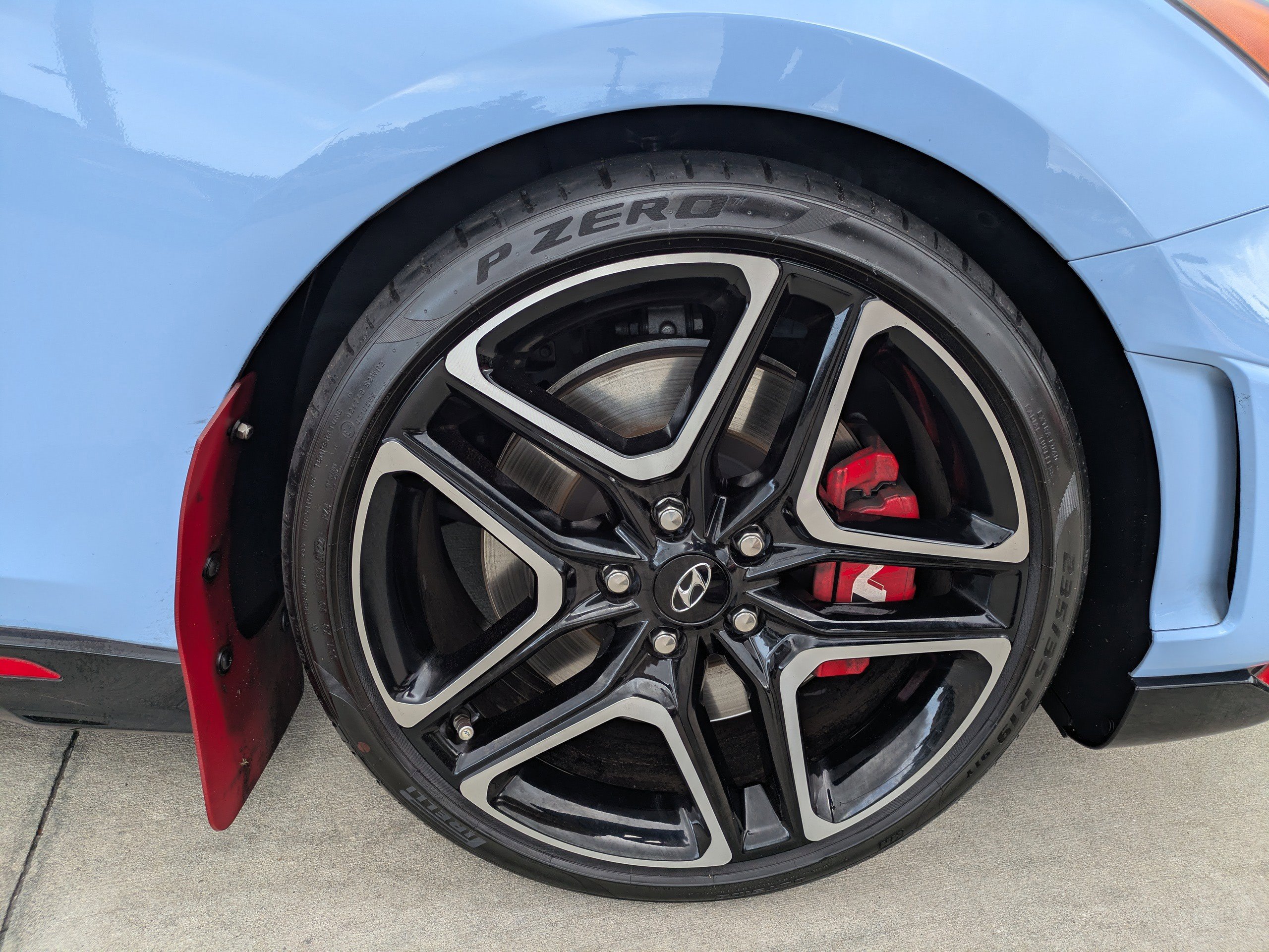 Certified 2022 Hyundai Veloster N FWD image 9